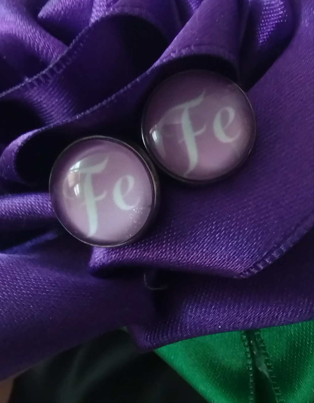 Studs Earrings "FE"
