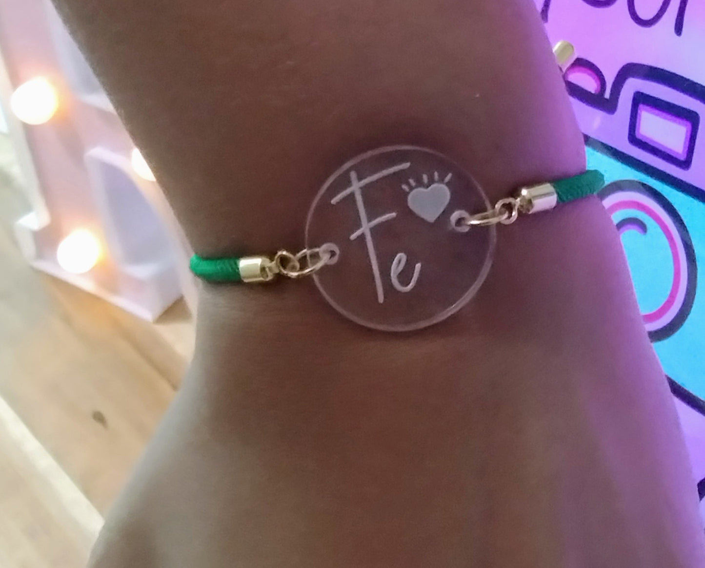 Pulseras "FE"